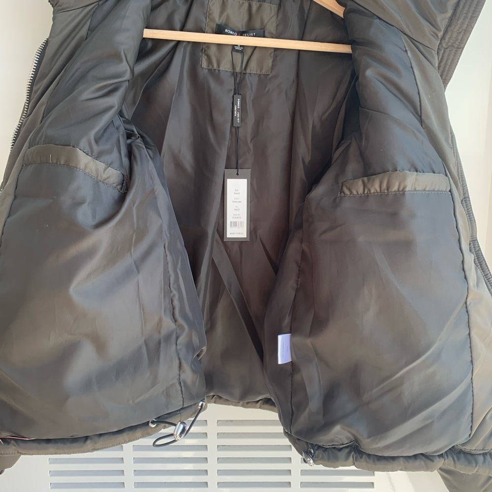NWT Romeo + Juliet Couture Green Puffer Jacket - Picture 3 of 5